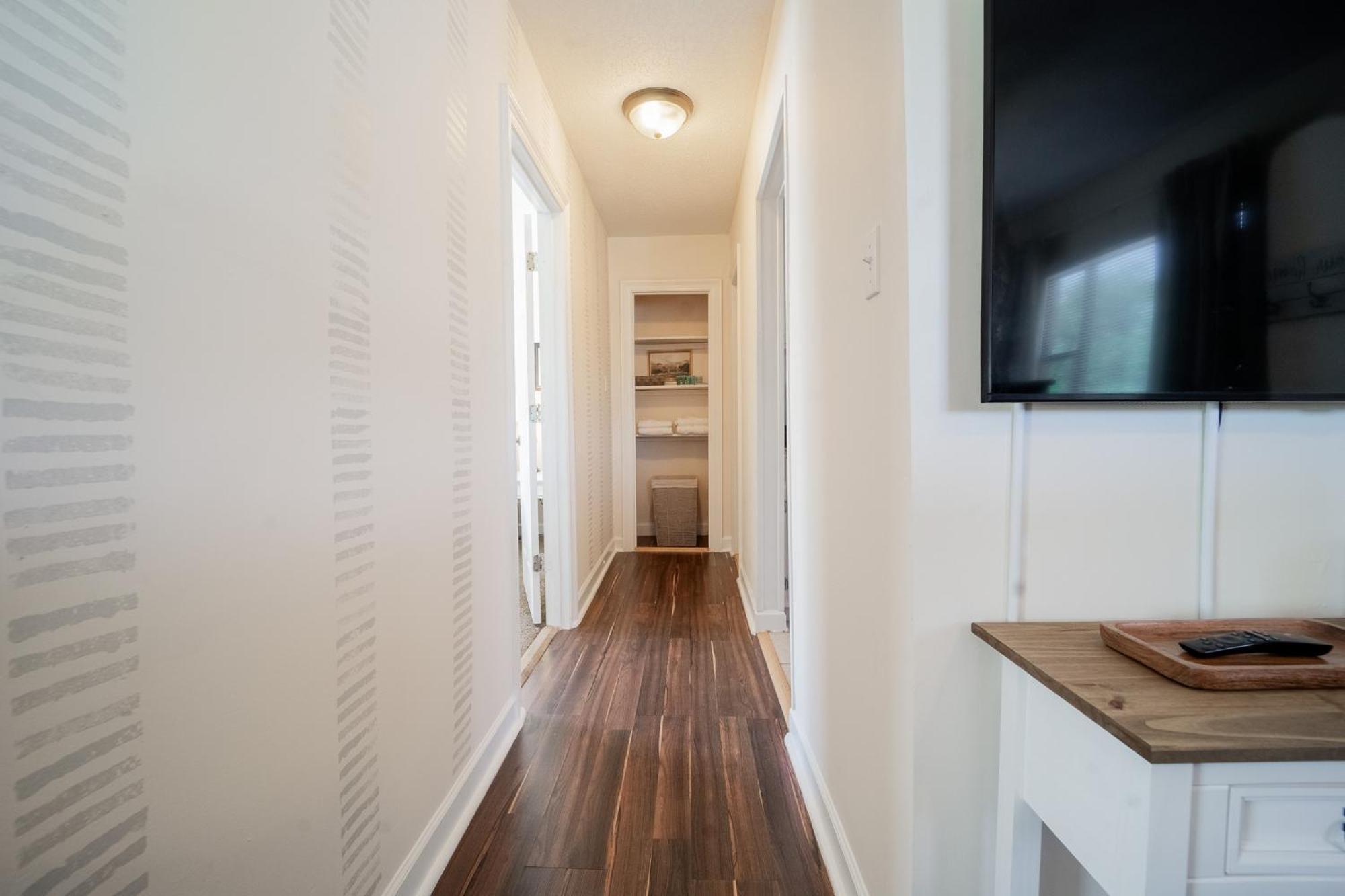 The Flats On Florida St - Super Comfy 2-Bedroom Apartments Mobile Exterior photo